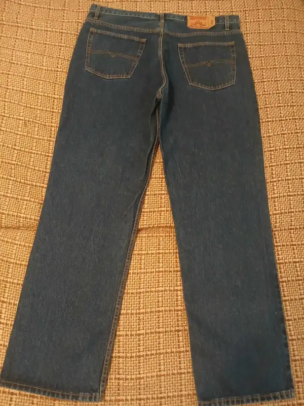 Джинсы BUGJO. Хлопок 100%. W42, L34