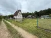 Продаётся земельный участок с коммуникациями и улучшениями  Петришковский сельсовет