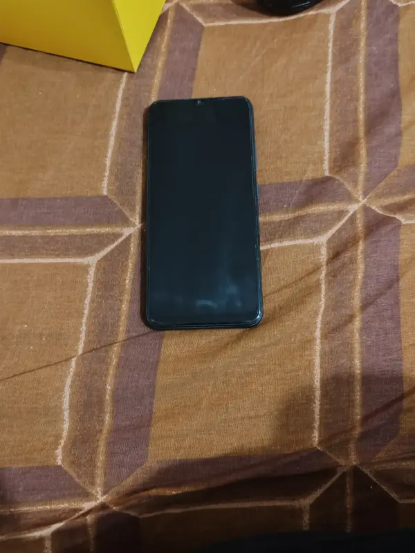 Телефон realme C25s