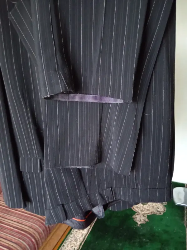 Импортный мужской костюм, цвет шоколадный