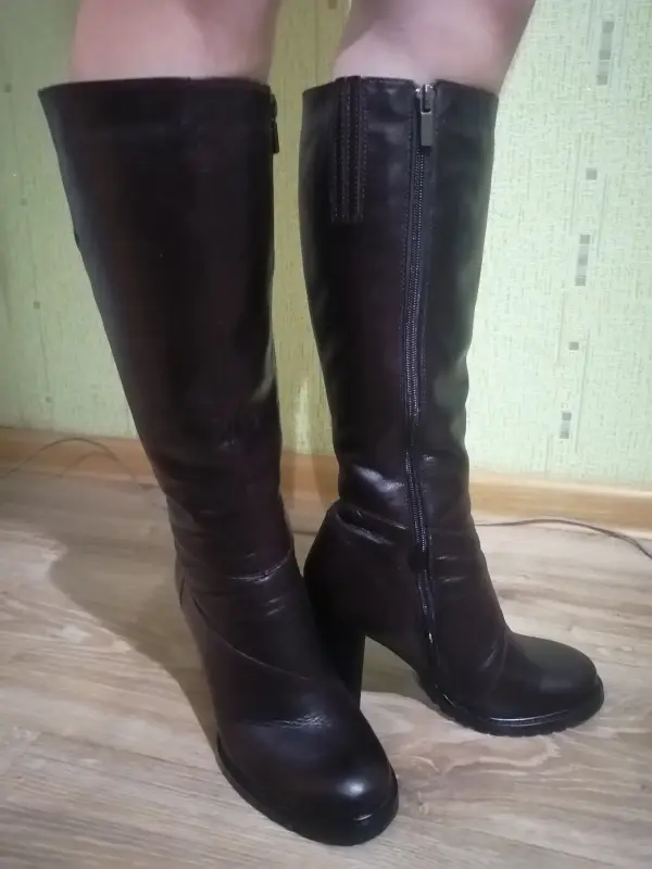 Сапоги женские, новые (36р-р)