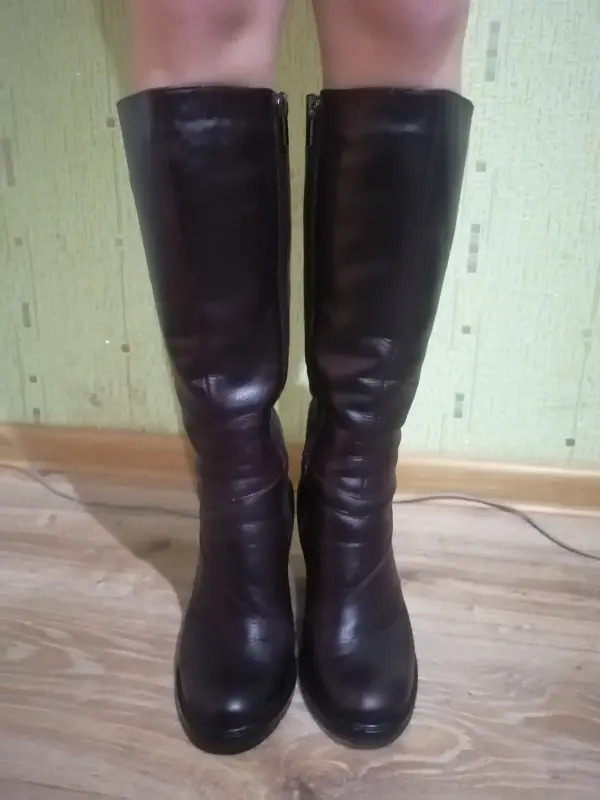 Сапоги женские, новые (36р-р)