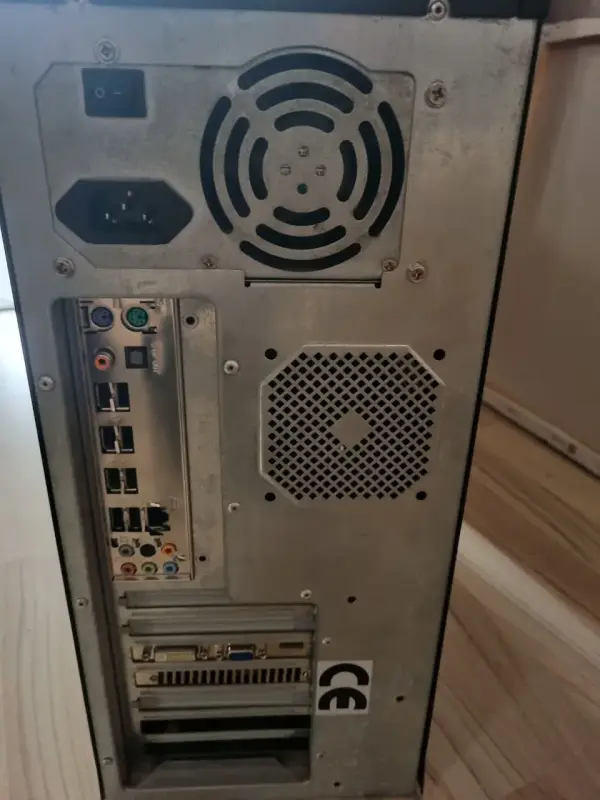 Системный блок Intel 2 ядра, 4gb DDR2, 9800GT, SSD