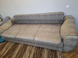 Диван