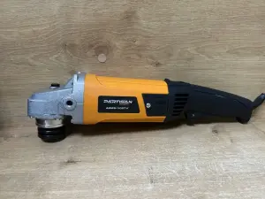 Угловая шлифмашина Partisan AG125-1100TV (а.45-046889)