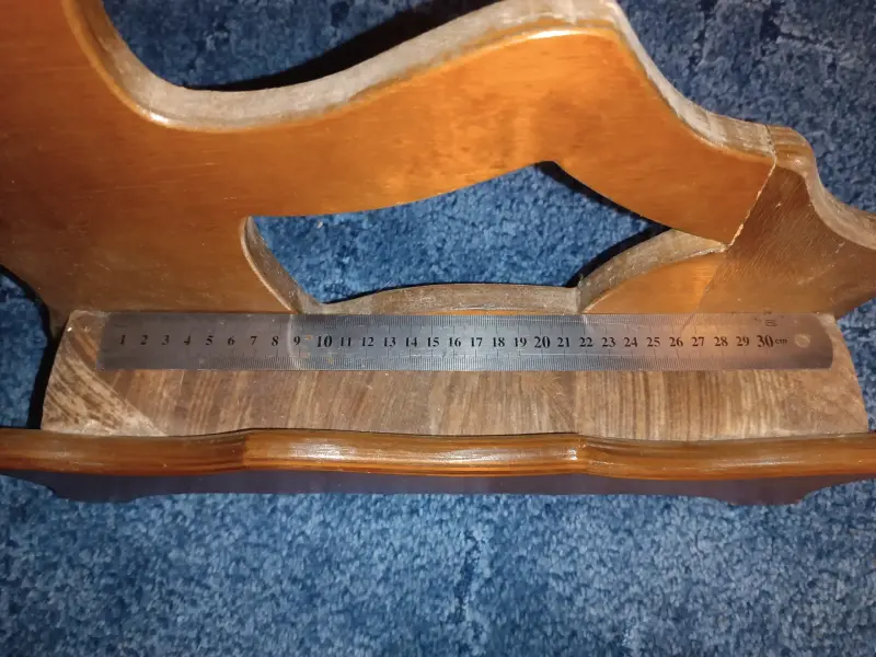 Подставка ручной работы для муз инструментов