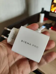 Зарядное устройство Digma 65W