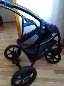 Детская коляска
