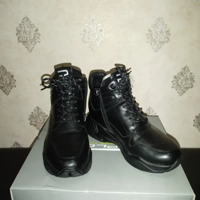 Ботинки деми-зима р-р 37-38