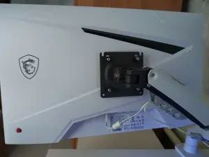 НОВЫЙ Монитор MSI MAG 274QRFW 2k 180hz + кронштейн