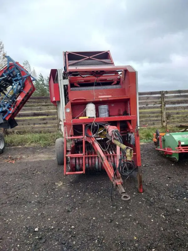 Пресс-подборщик