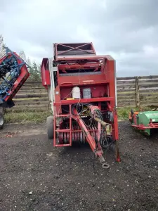 Пресс-подборщик