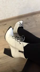 Ботинки