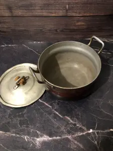 Кастрюля с Крышкой