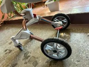 Стильная и удобная коляска 2в1.