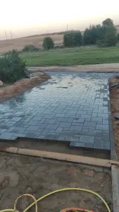 Укладка тротуарной плитки