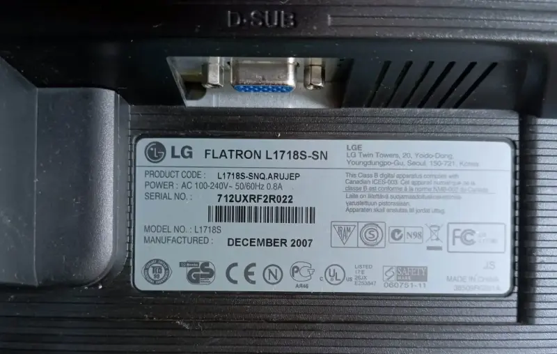 Монитор LG L1718S-SN