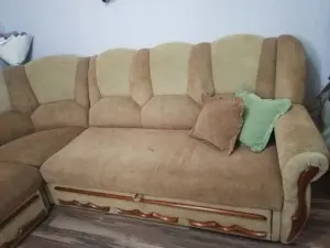 Угловой диван и кресло