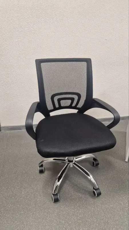 Столы и стулья офисные