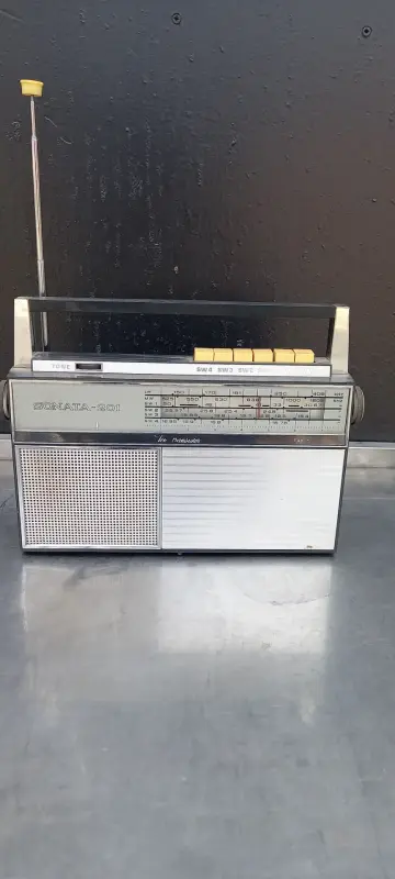 Транзисторный приемник