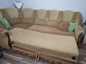 Угловой диван и кресло