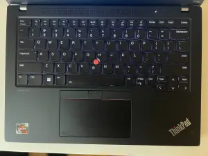 Lenovo ThinkPad T14s gen4 Ryzen 7 7840U/32 Gb/1 TB