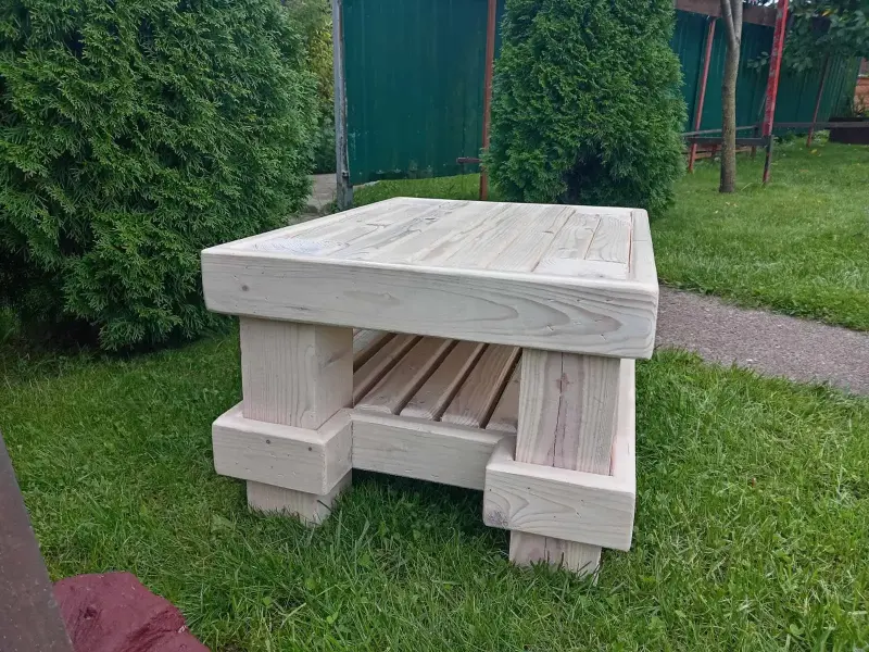Столик