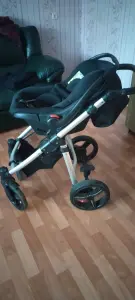 Детская коляска с автолюлькой