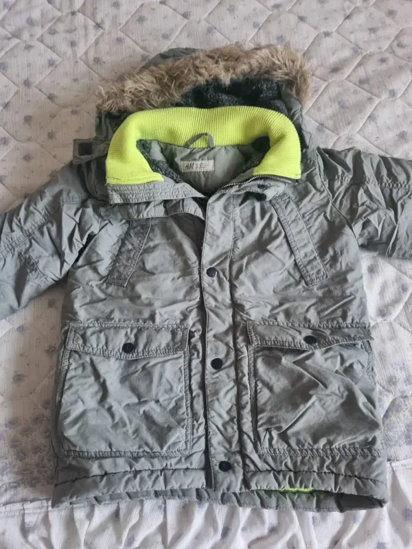 Зимняя куртка для мальчика 5-6 лет
