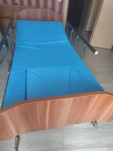 Продам кровать