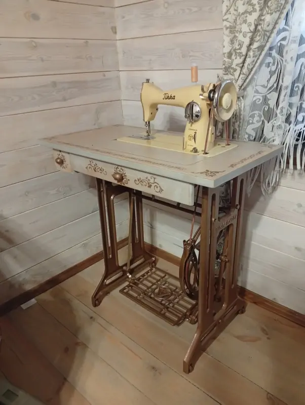 Швейная машина тикка