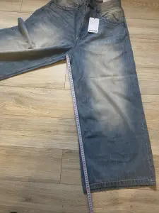 Джинсы Bershka