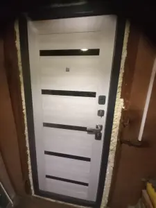 межкомнатные двери 4 шт.