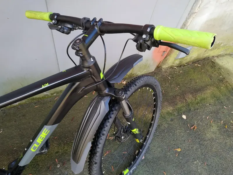 Велосипед CUBE aim 21 рама, 29 колеса.