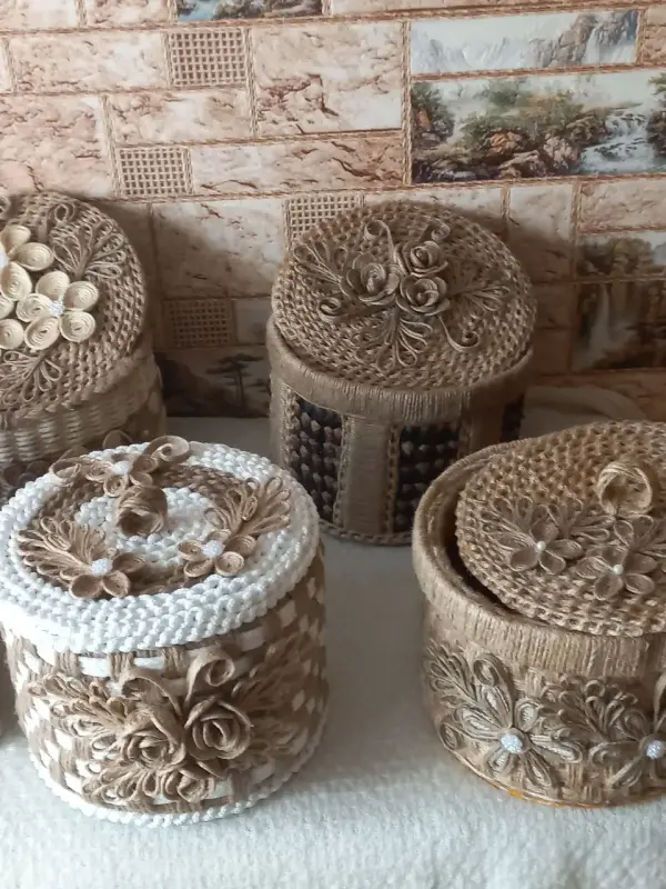 Шкатулка круглая из джута