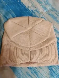 Женская шапка зимняя