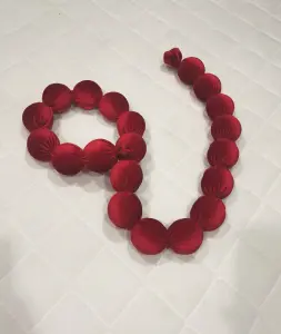 Бусы декоративные