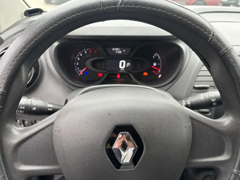 Автомобиль Рено каптюр