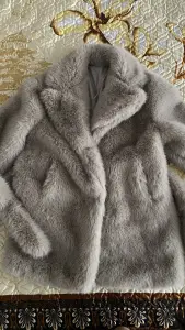 Женская шуба