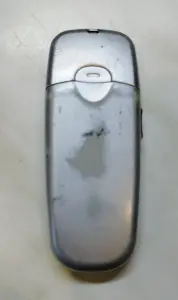 Мобильный телефон