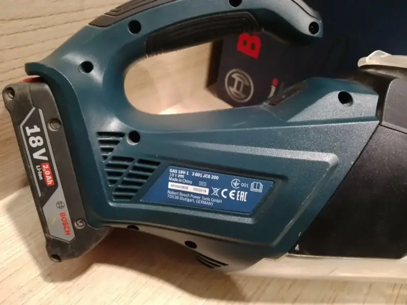 Пылесос Bosch GAS 18V-1 Professional (а.44-032115)