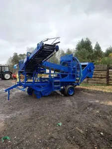 Комбайн картофельный