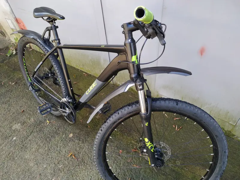 Велосипед CUBE aim 21 рама, 29 колеса.