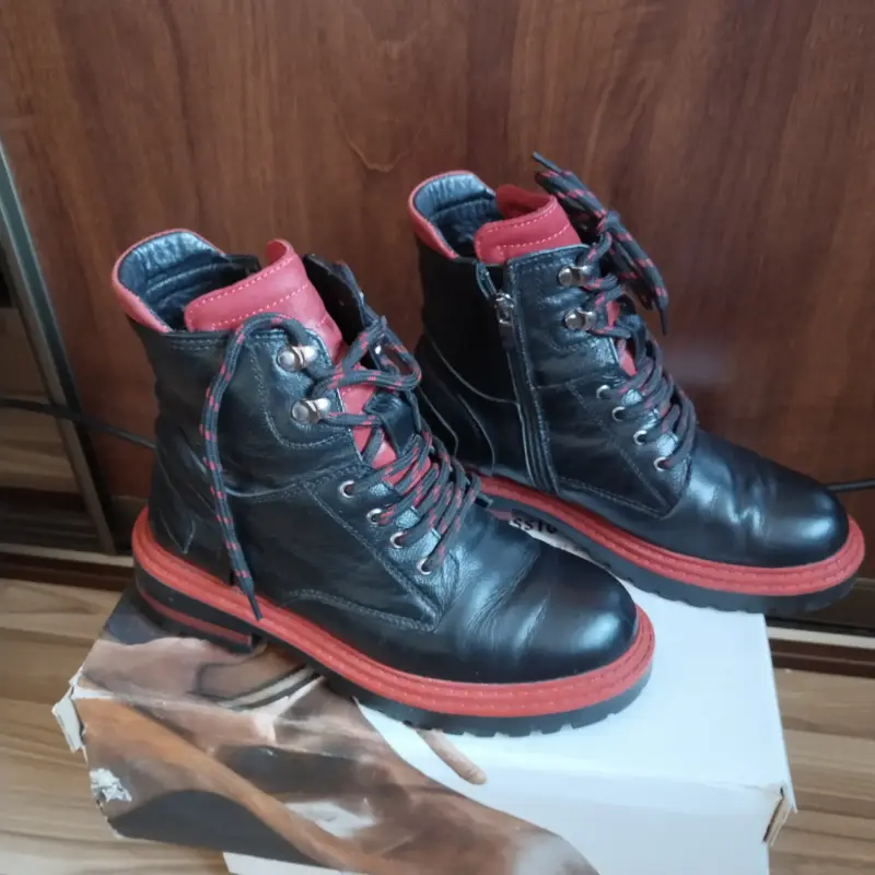 Ботинки деми-зима р-р 37-38