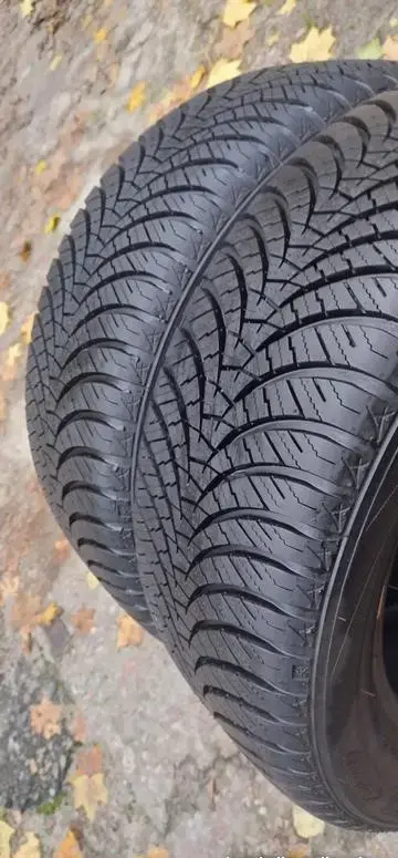 Зимние шины FALKEN 205/55 R16 (2 шт.)