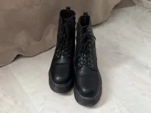 ботинки женские демисезонные