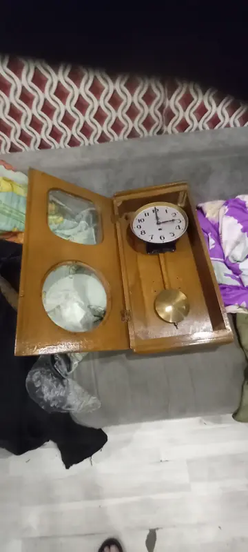 Продам старинные часы