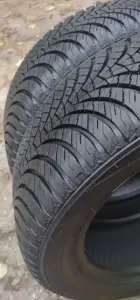 Зимние шины FALKEN 205/55 R16 (2 шт.)