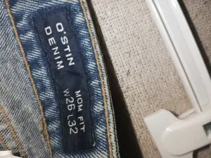 Джинсы O'stin