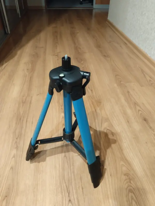 Штатив для лазерного уровня.